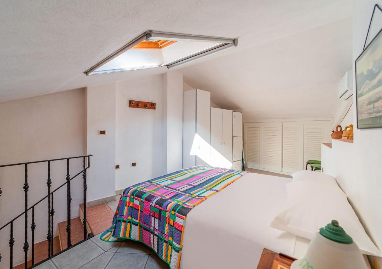 Murphy Holiday Home - Casa Papini La Maddalena  Kültér fotó